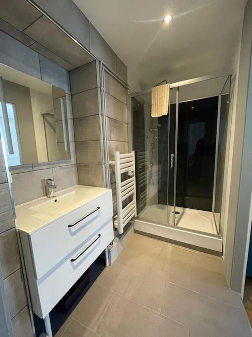 Elegant 2 Chambres Square Saint Amour เบอซองซง ภายนอก รูปภาพ